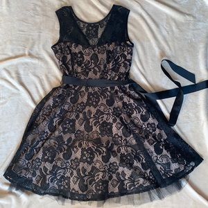 COLLECTION DRESSBARN dress